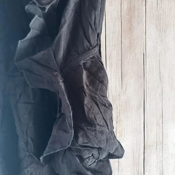 Hello Miss Black Jumpsuit with Pockets - Size Medium (C7) - Picture 6 of 8